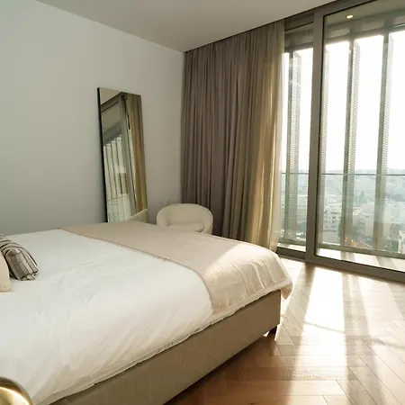 Wealthystays 2br Flat, Gym, 11th Floor, Center Apartament