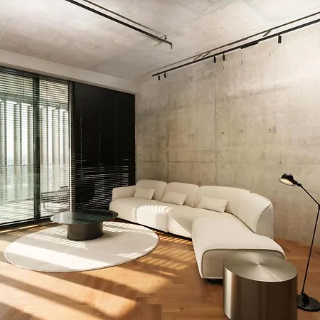 Wealthystays 2br Flat, Gym, 11th Floor, Center Apartament Nikozja